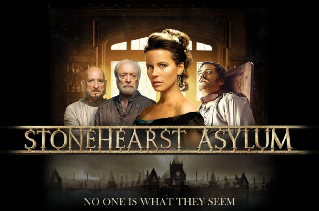 Review phim Stonehearst Asylum: điên đúng cách sẽ hạnh phúc